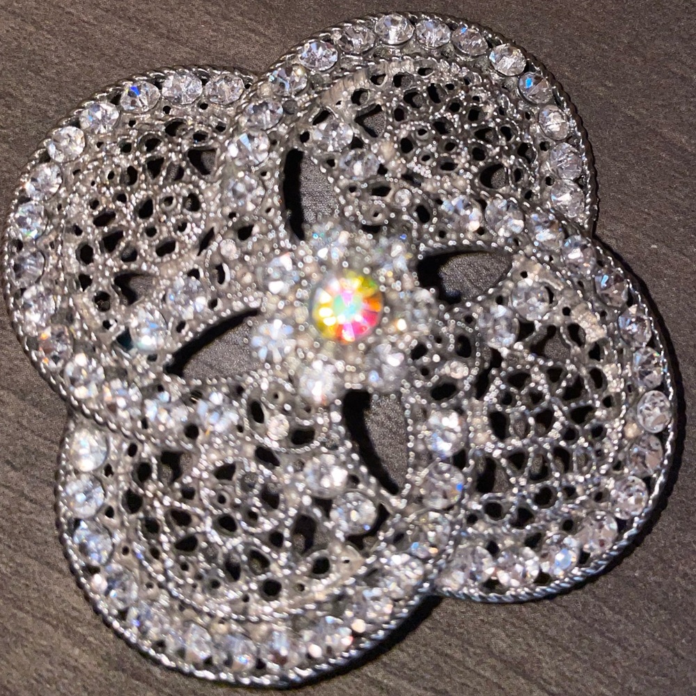 Flower Pin